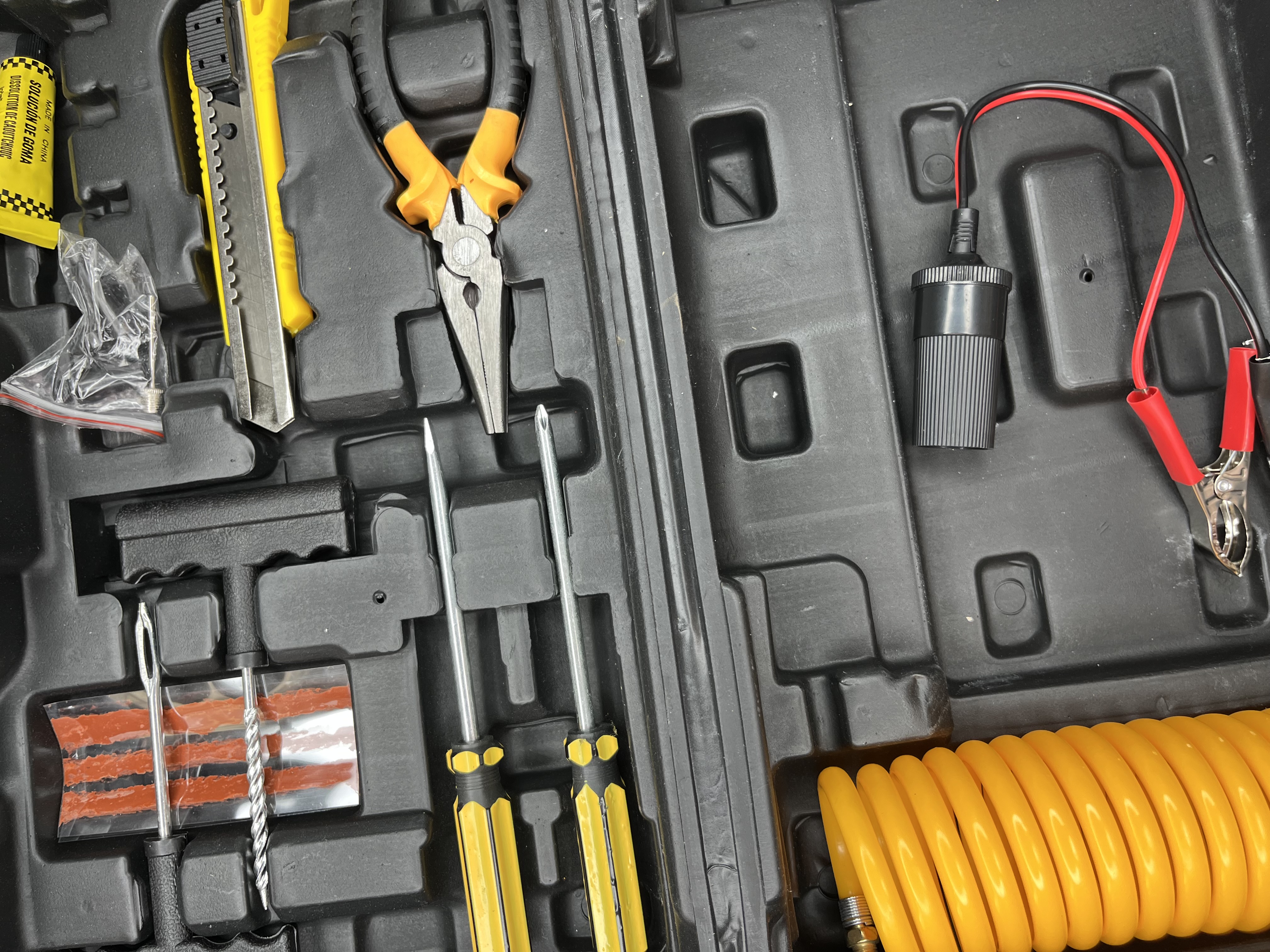 پمپ باد فندکی دیوالت - جزئیات